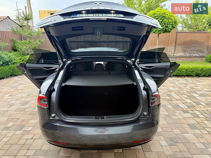 Tesla Model S 2018 VIN 5YJSA1E20JF297702 фото оголошення 34 з 115