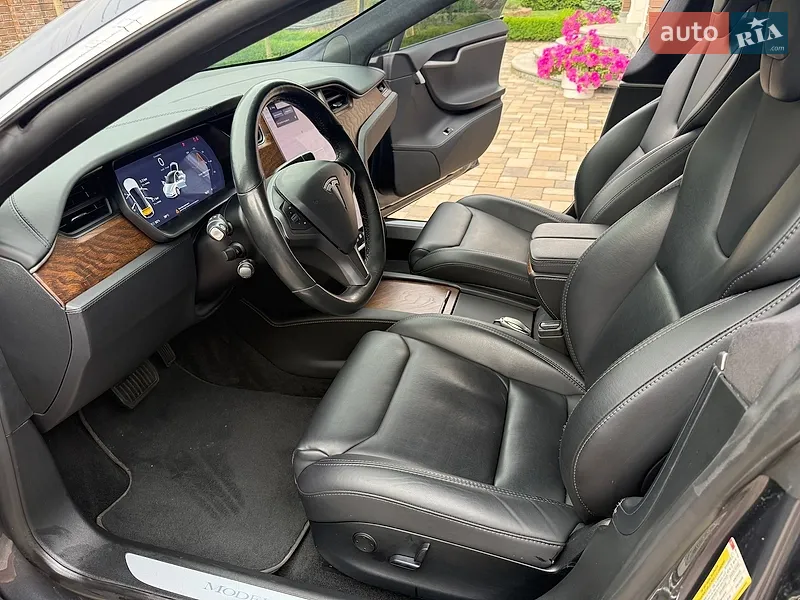 Tesla Model S 2018 VIN 5YJSA1E20JF297702 фото оголошення 46 з 115