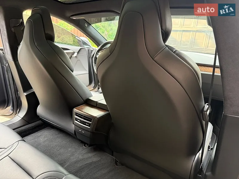 Tesla Model S 2018 VIN 5YJSA1E20JF297702 фото оголошення 83 з 115