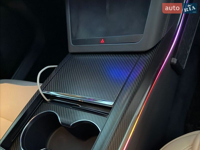 Ліфтбек Tesla Model S 2021 в Одесі