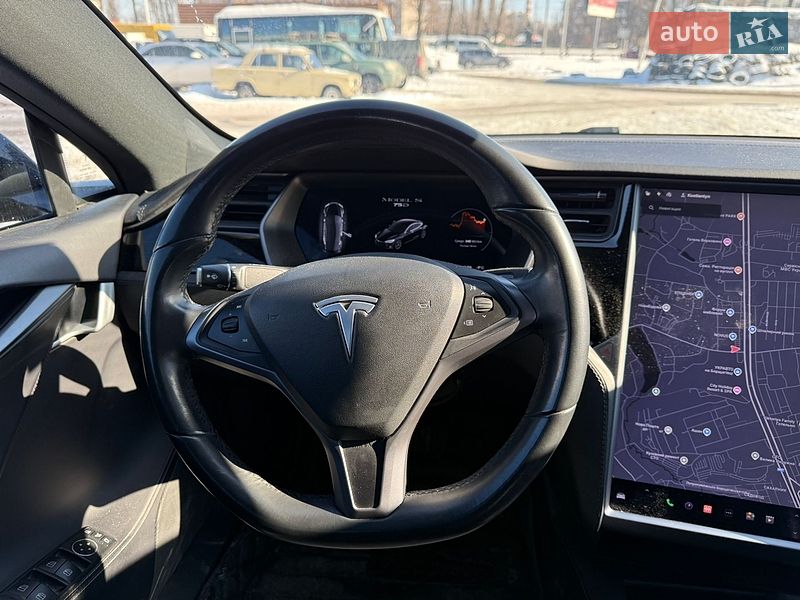 Ліфтбек Tesla Model S 2018 в Києві