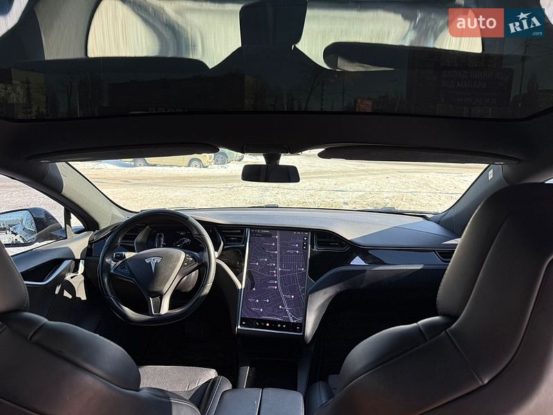 Ліфтбек Tesla Model S 2018 в Києві