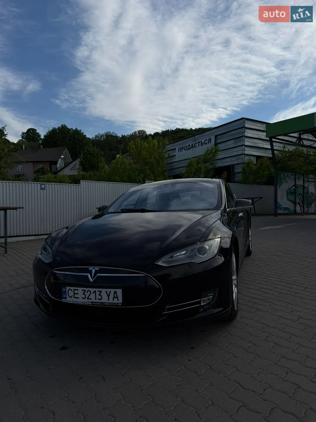 2015 Tesla Model S - мініатюра 2