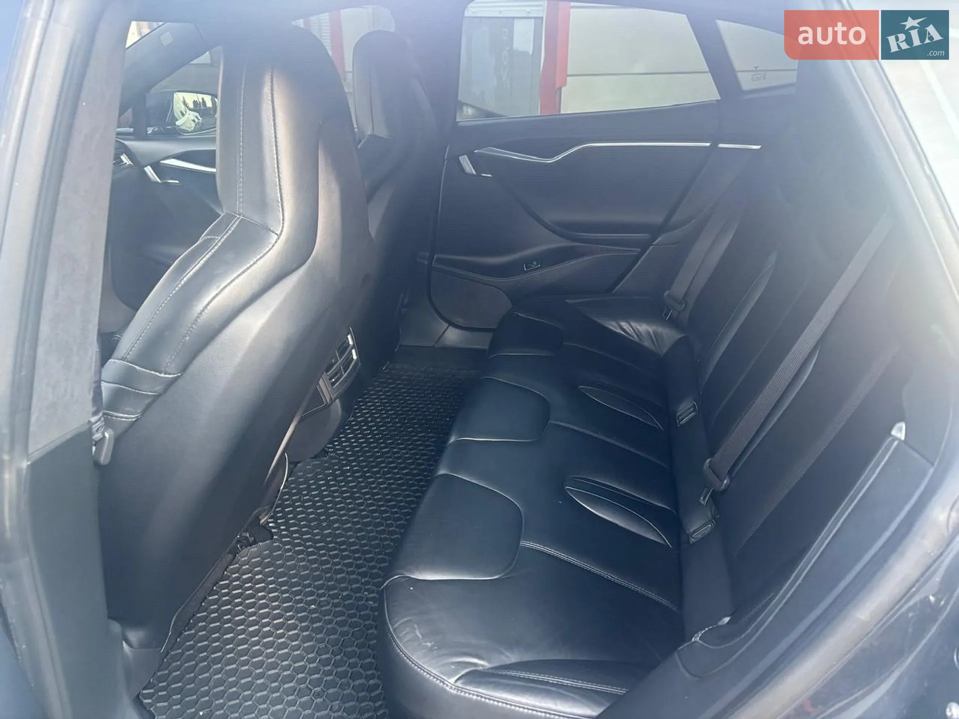 2016 Tesla Model S - мініатюра 7
