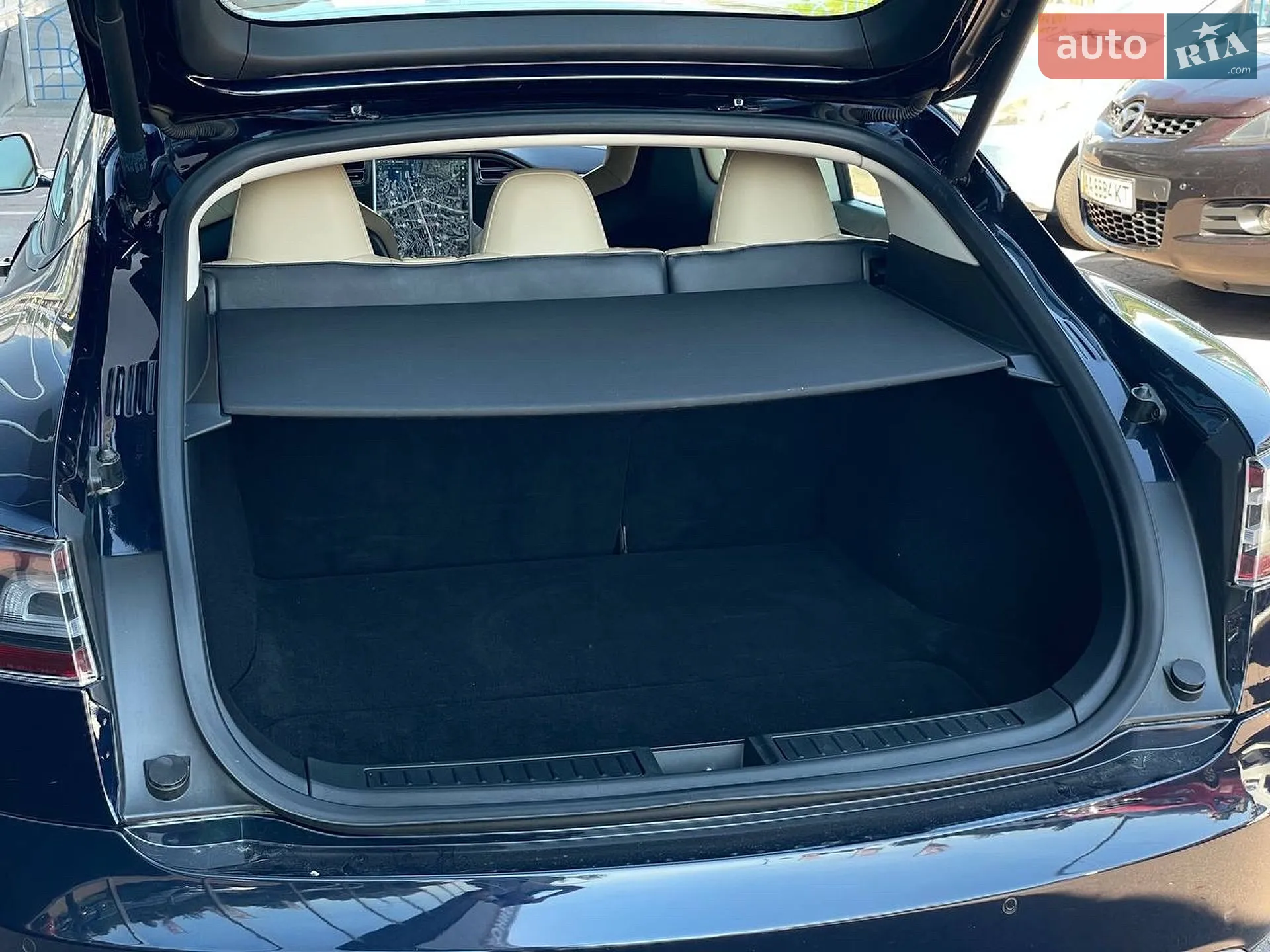2015 Tesla Model S - мініатюра 17