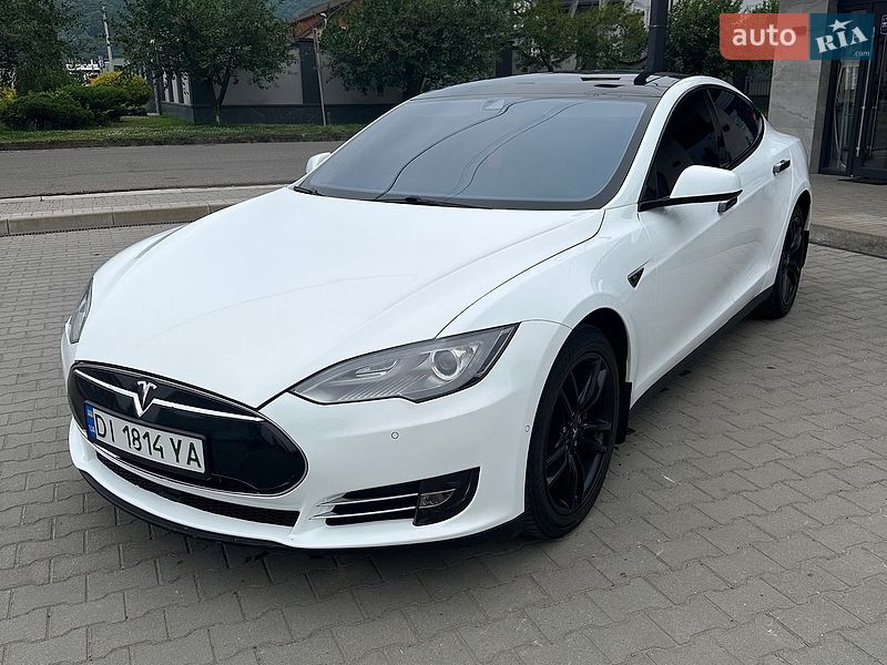 Ліфтбек Tesla Model S 2014 в Виноградові