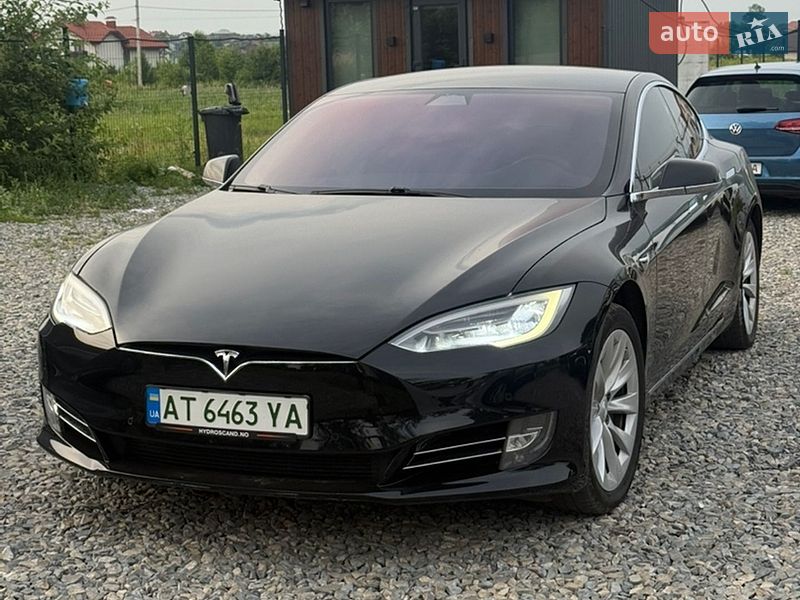 Tesla Model S 2017