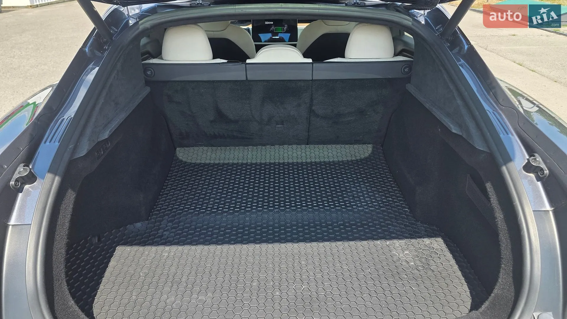 2021 Tesla Model S - мініатюра 21
