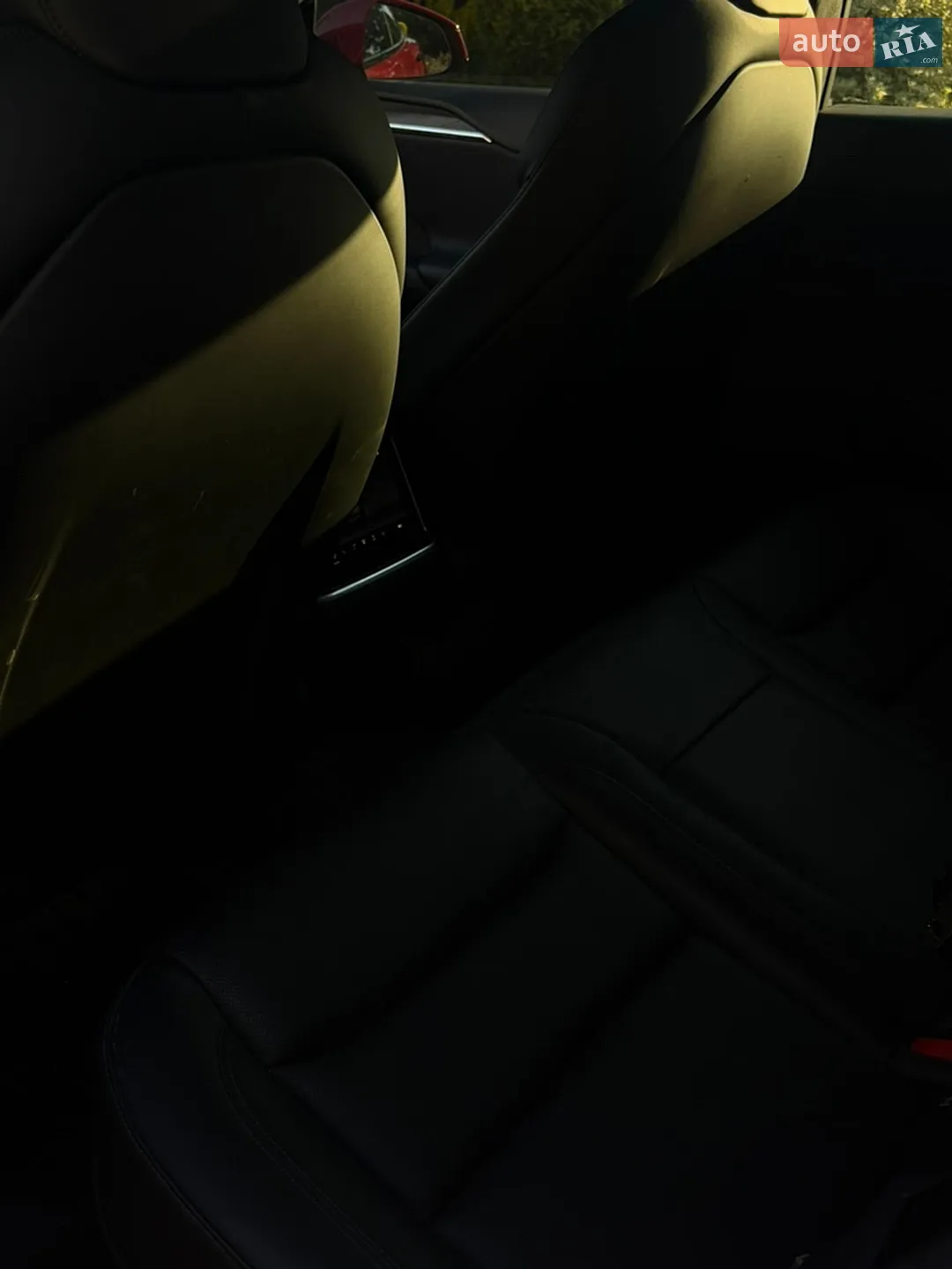 2022 Tesla Model S - мініатюра 11