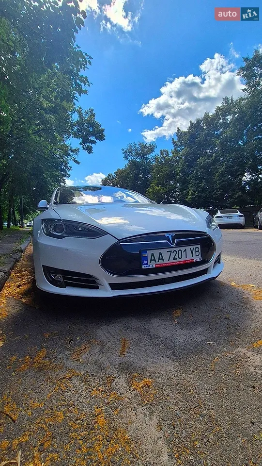 2015 Tesla Model S - мініатюра 37