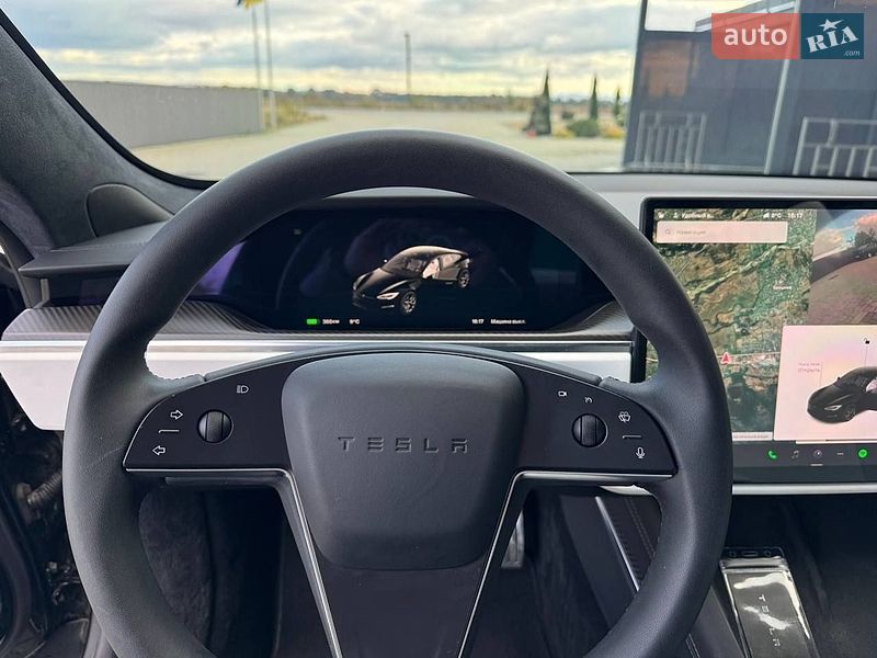 Ліфтбек Tesla Model S 2022 в Брошневі-Облозі