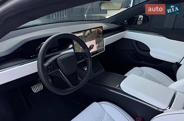Ліфтбек Tesla Model S 2022 в Брошневі-Облозі