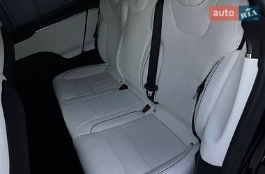 Ліфтбек Tesla Model S 2022 в Брошневі-Облозі
