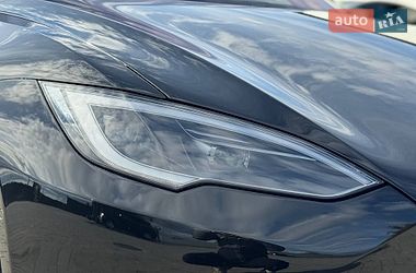 Ліфтбек Tesla Model S 2022 в Брошневі-Облозі