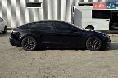 Ліфтбек Tesla Model S 2022 в Брошневі-Облозі
