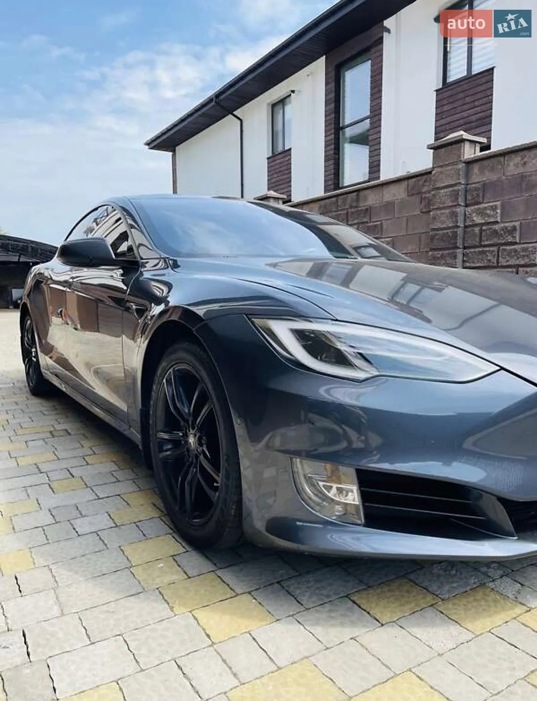 Tesla Model S 2017 VIN 5YJSA1E22HF195246 фото оголошення 7 з 32