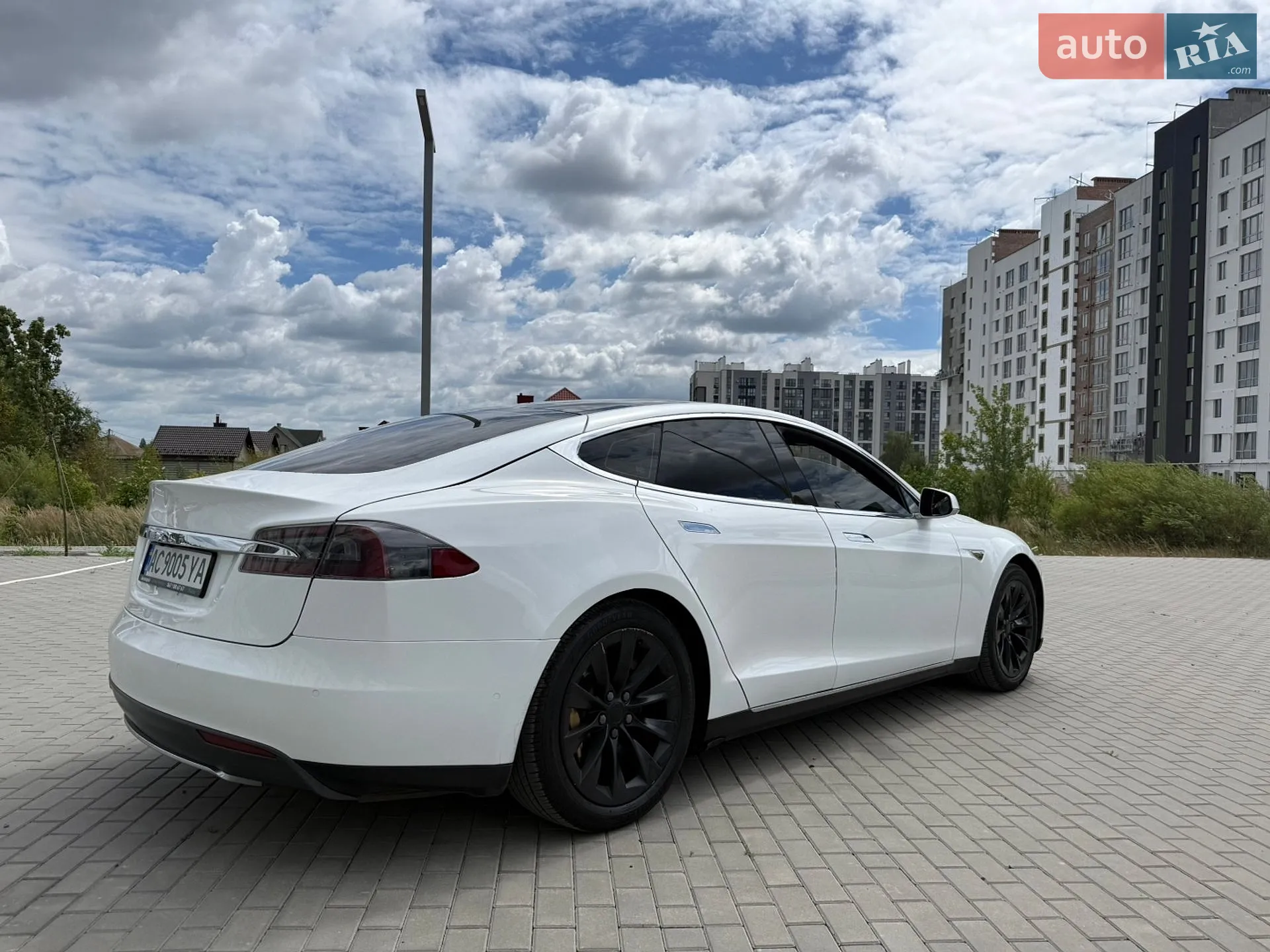 2016 Tesla Model S - мініатюра 11