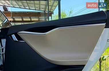 Ліфтбек Tesla Model S 2015 в Житомирі