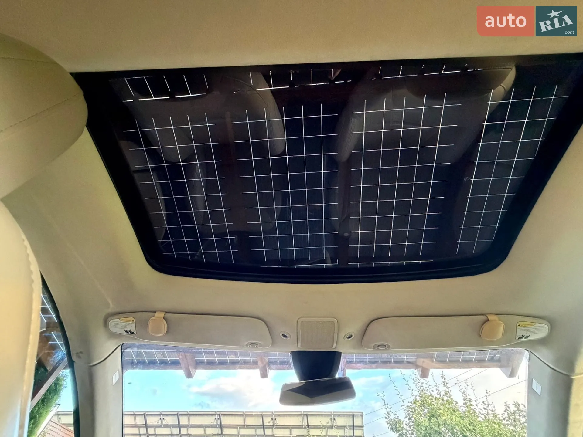 2015 Tesla Model S - мініатюра 24