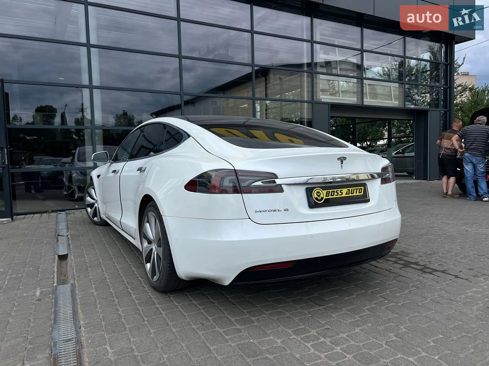 2020 Tesla Model S - мініатюра 5