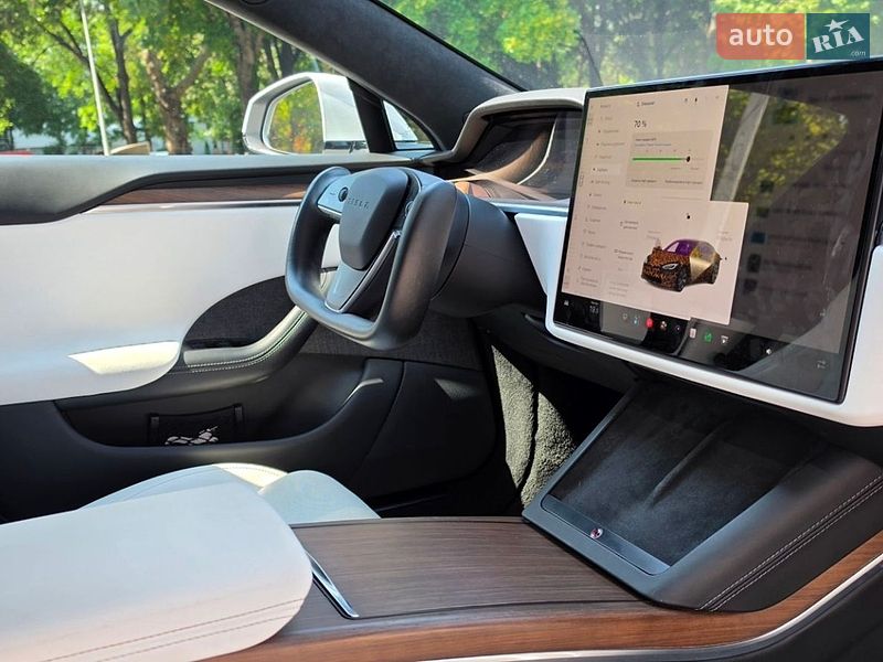 Лифтбек Tesla Model S 2021 в Одессе