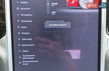 Ліфтбек Tesla Model S 2017 в Києві