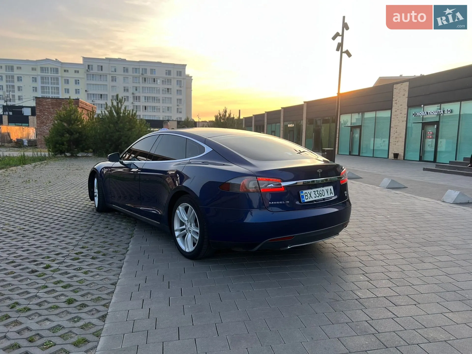 2015 Tesla Model S - мініатюра 9