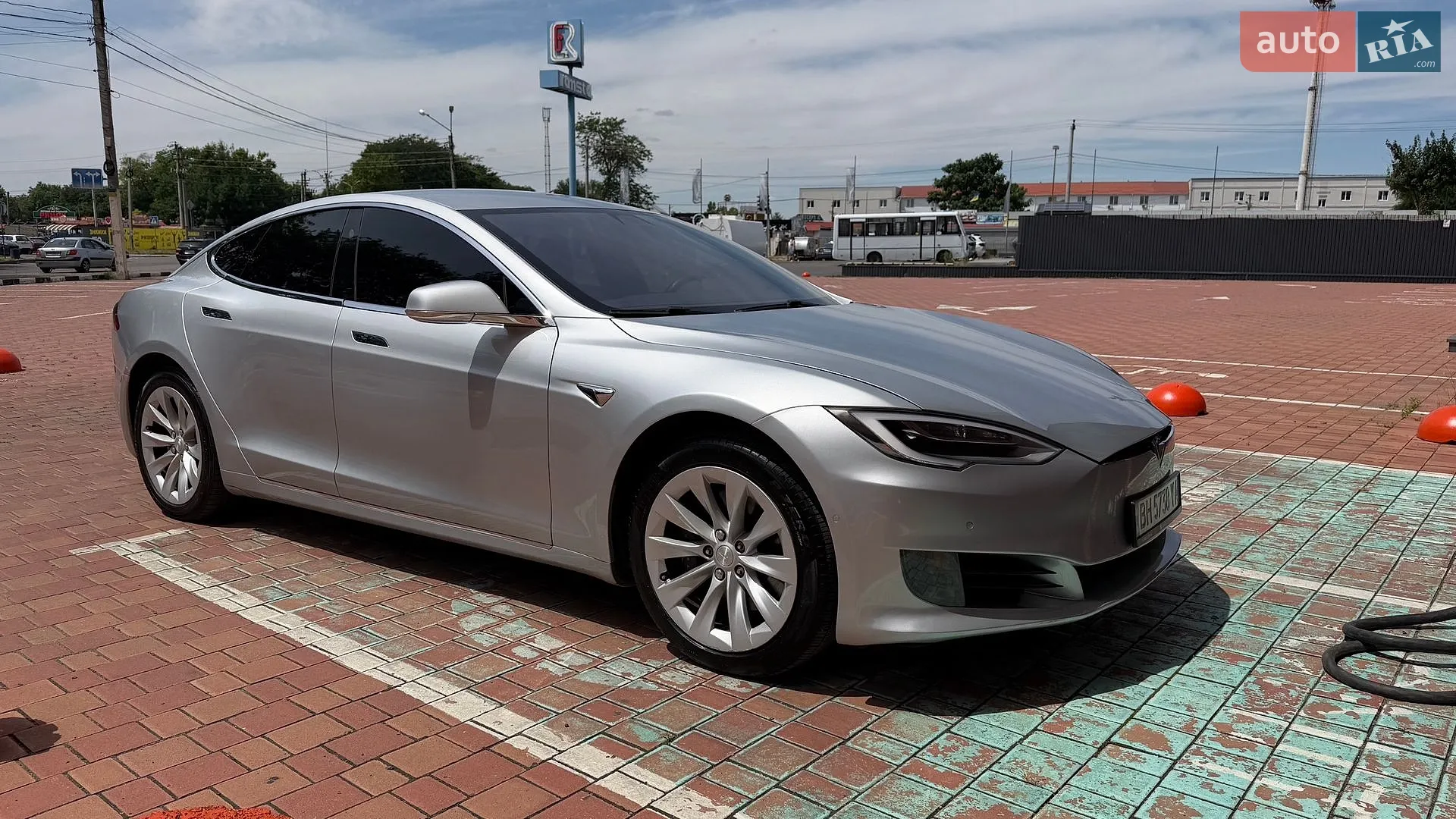 2016 Tesla Model S - фото 1