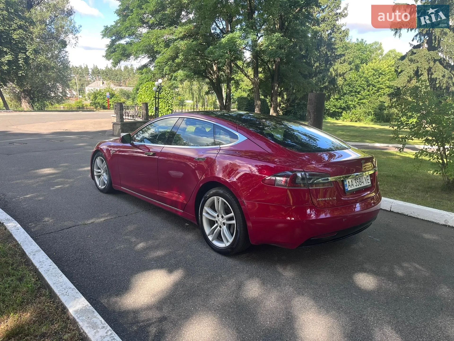 2016 Tesla Model S - мініатюра 3