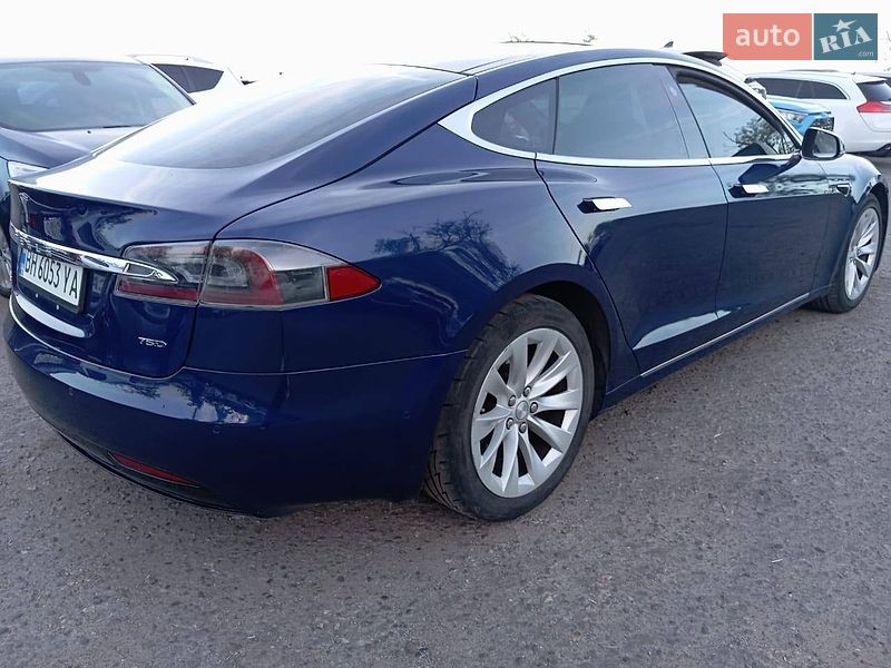 Ліфтбек Tesla Model S 2018 в Одесі