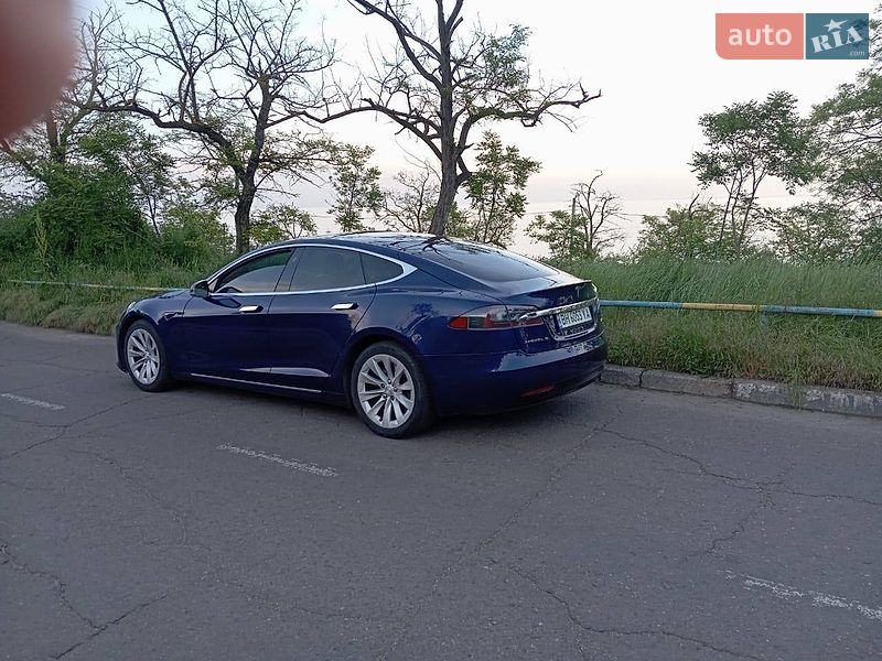 Ліфтбек Tesla Model S 2018 в Одесі
