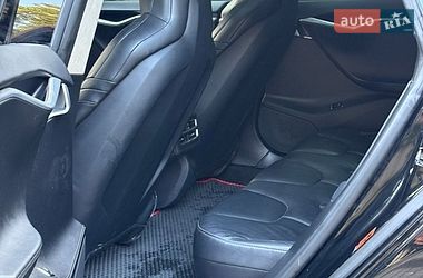 Ліфтбек Tesla Model S 2015 в Львові фото 16 Ліфтбек Tesla Model S 2015 в Львові
