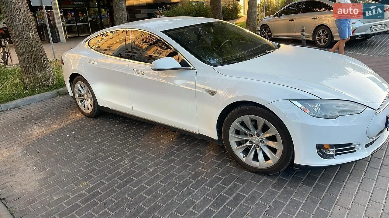 2013 Tesla Model S - мініатюра 16