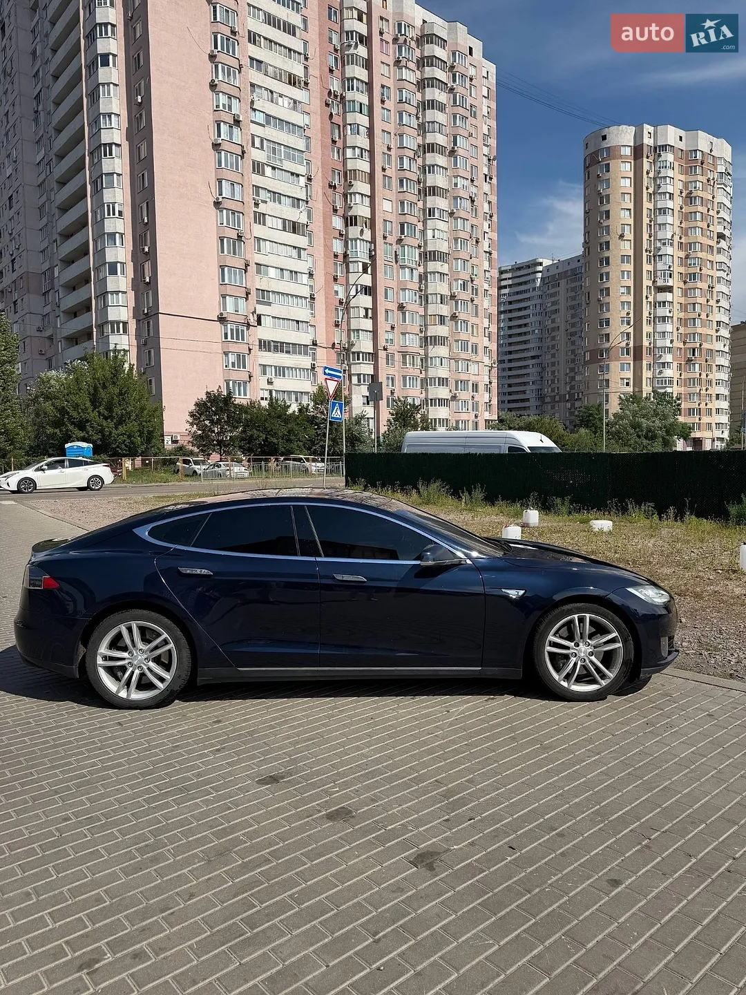2013 Tesla Model S - мініатюра 5