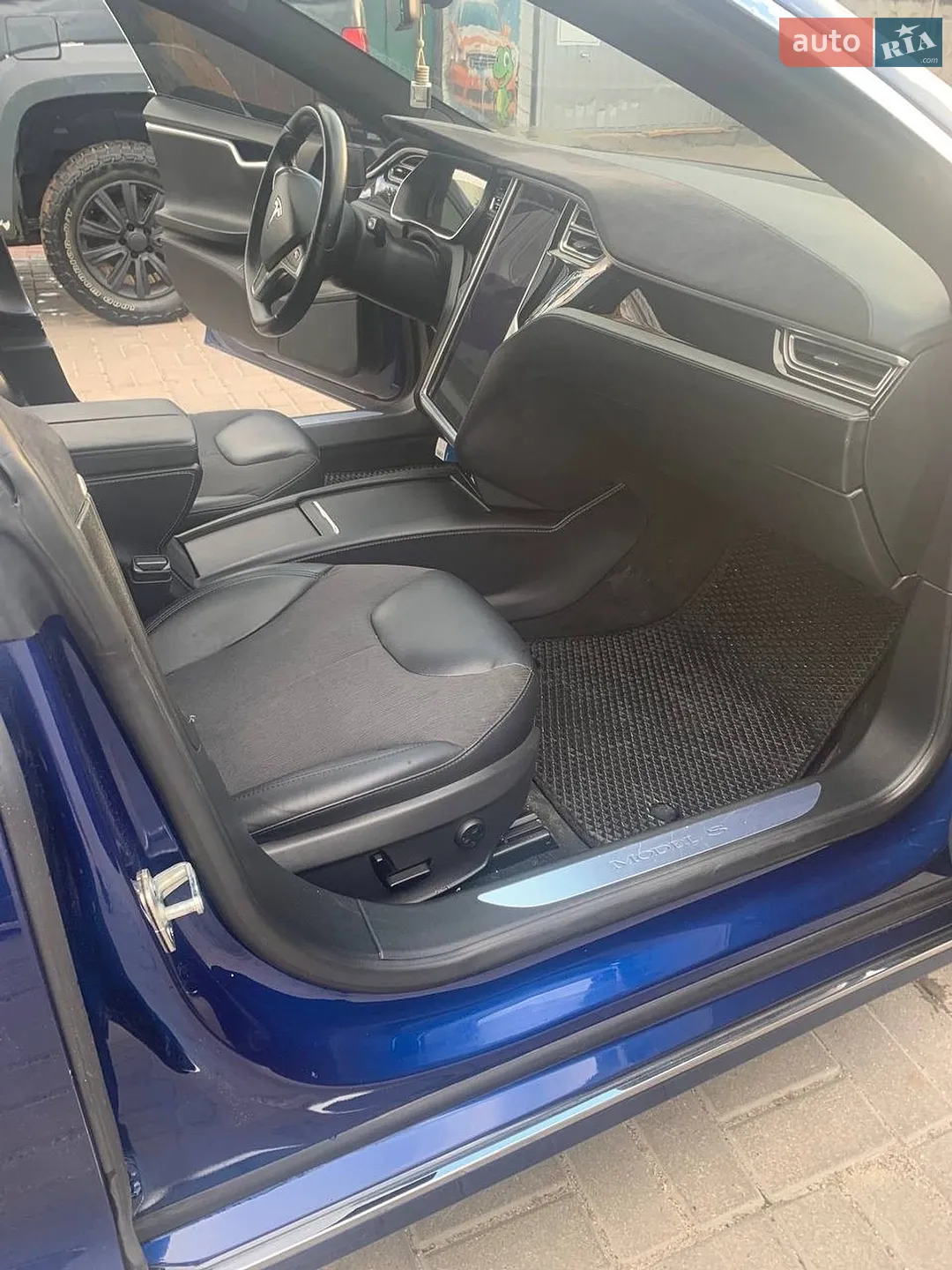 2016 Tesla Model S - мініатюра 10