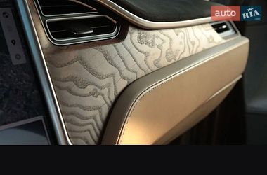 Лифтбек Tesla Model S 2017 в Львове фото 36 Лифтбек Tesla Model S 2017 в Львове