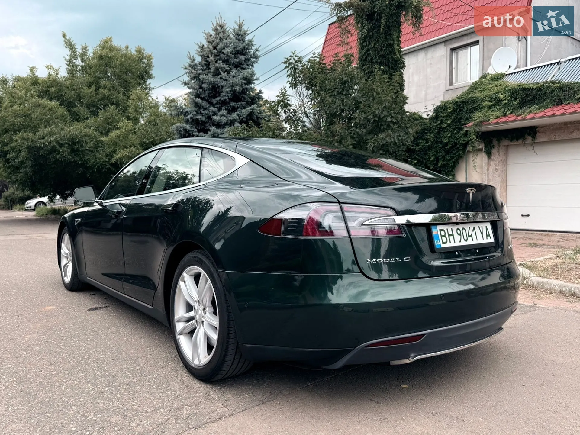 2014 Tesla Model S - мініатюра 5