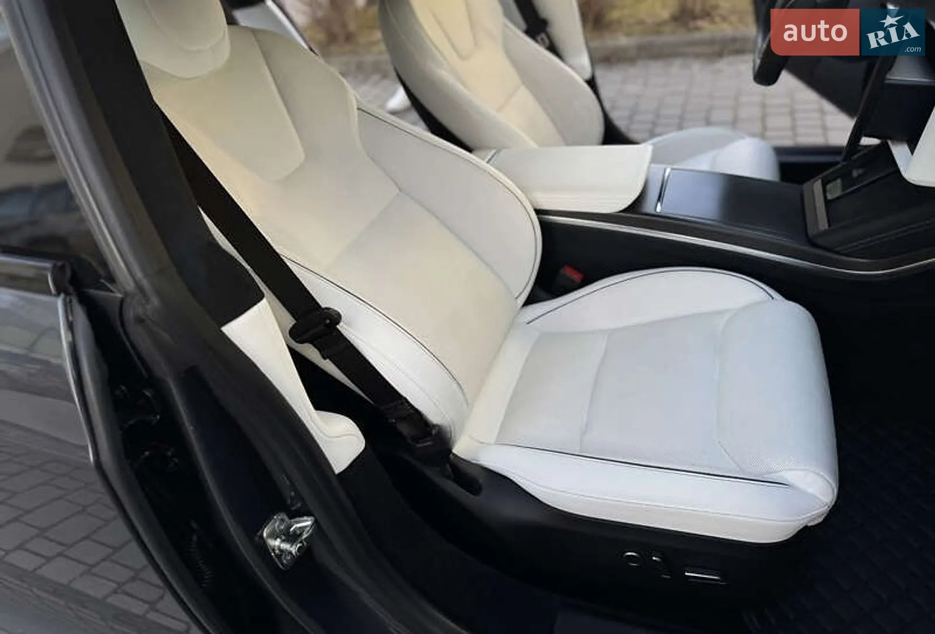 2022 Tesla Model S - мініатюра 18
