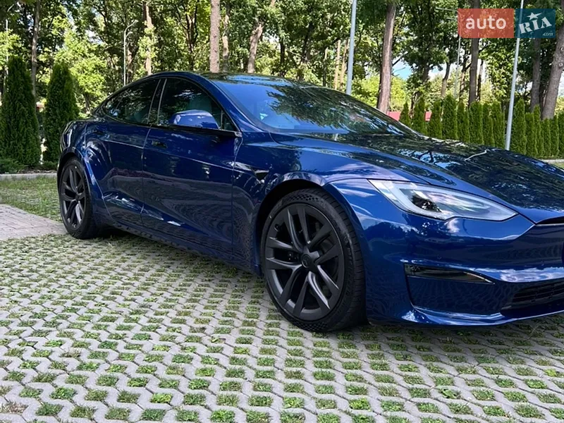 Tesla Model S 2022