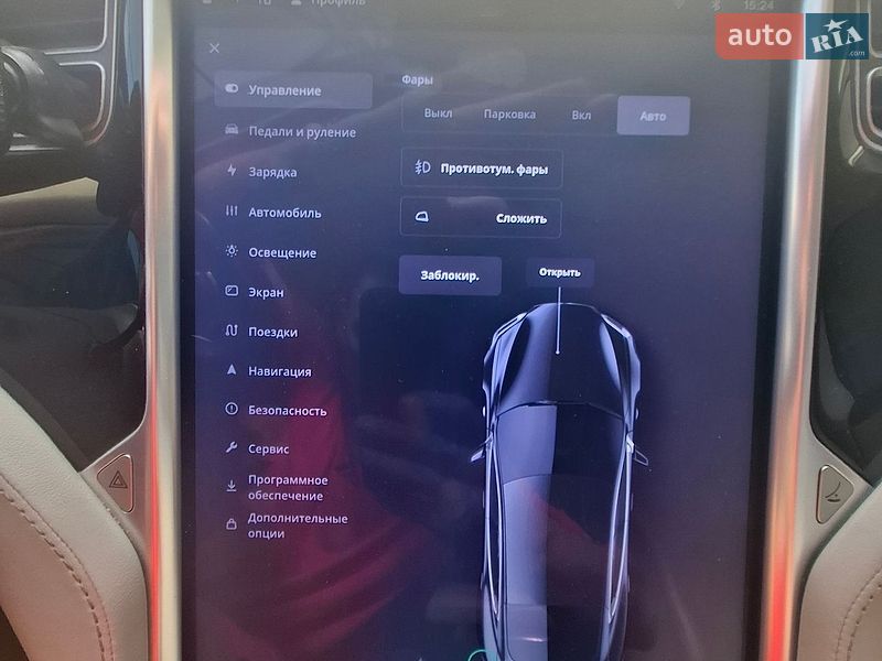 Ліфтбек Tesla Model S 2014 в Києві