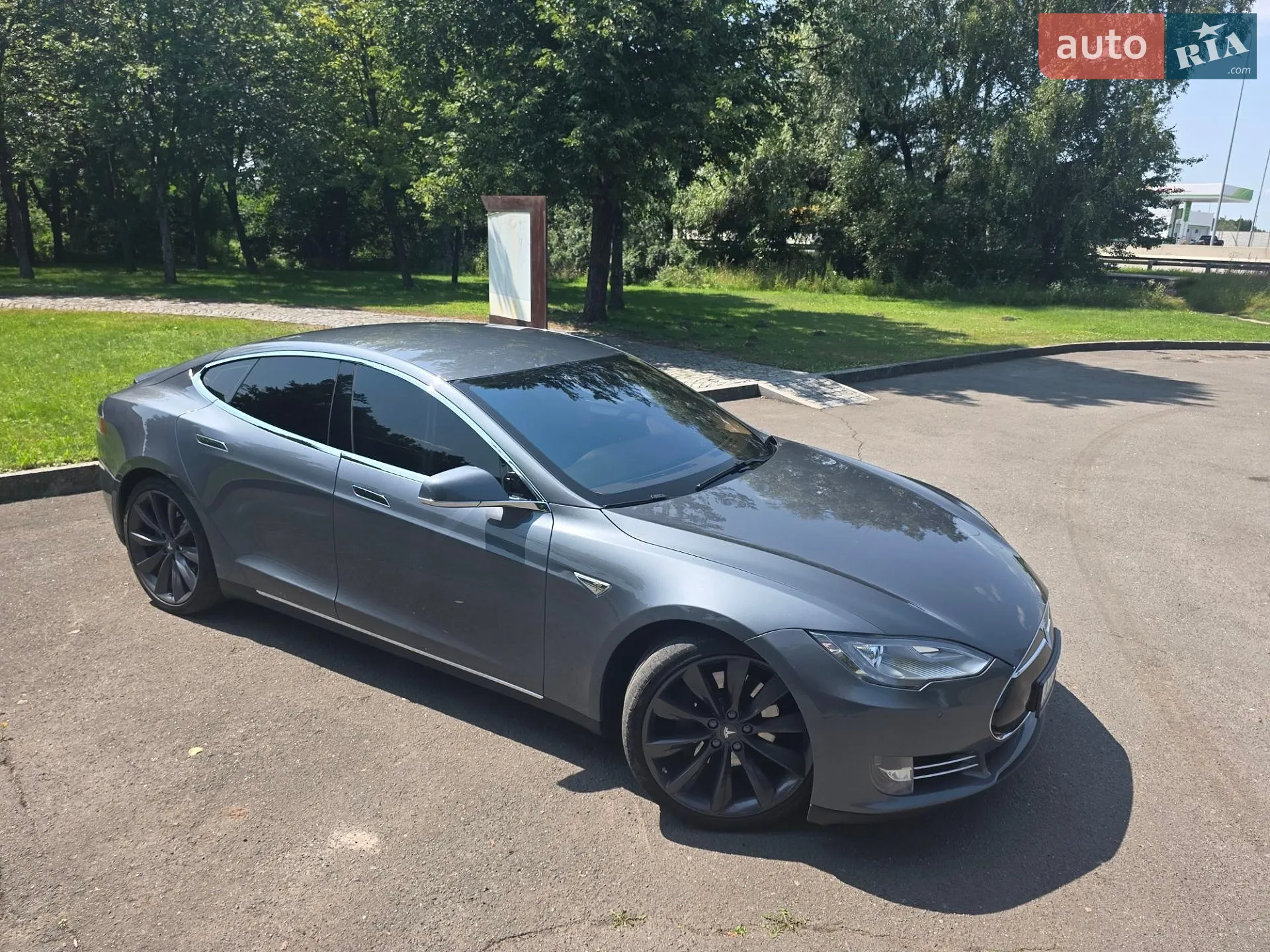 2014 Tesla Model S - мініатюра 2