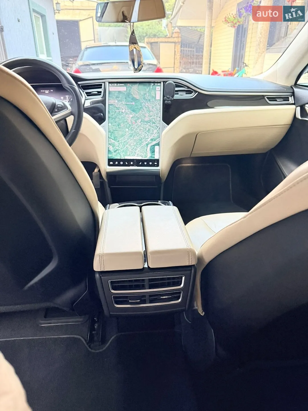 2014 Tesla Model S - мініатюра 8