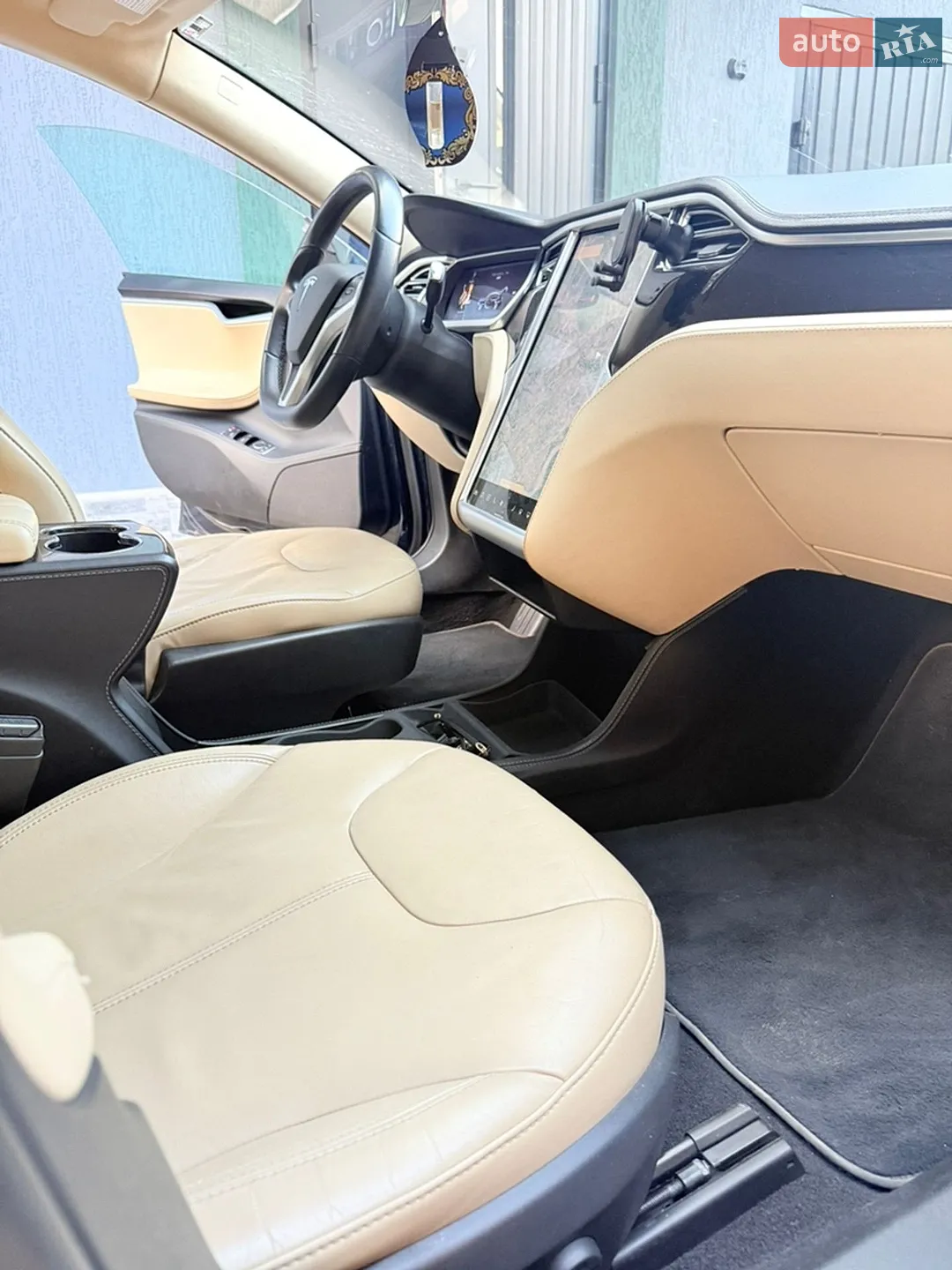 2014 Tesla Model S - мініатюра 12