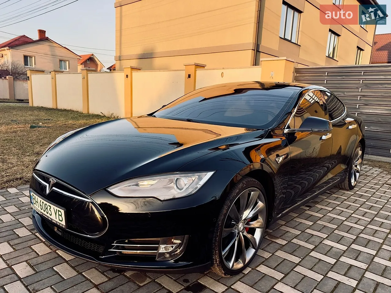 2015 Tesla Model S - мініатюра 23