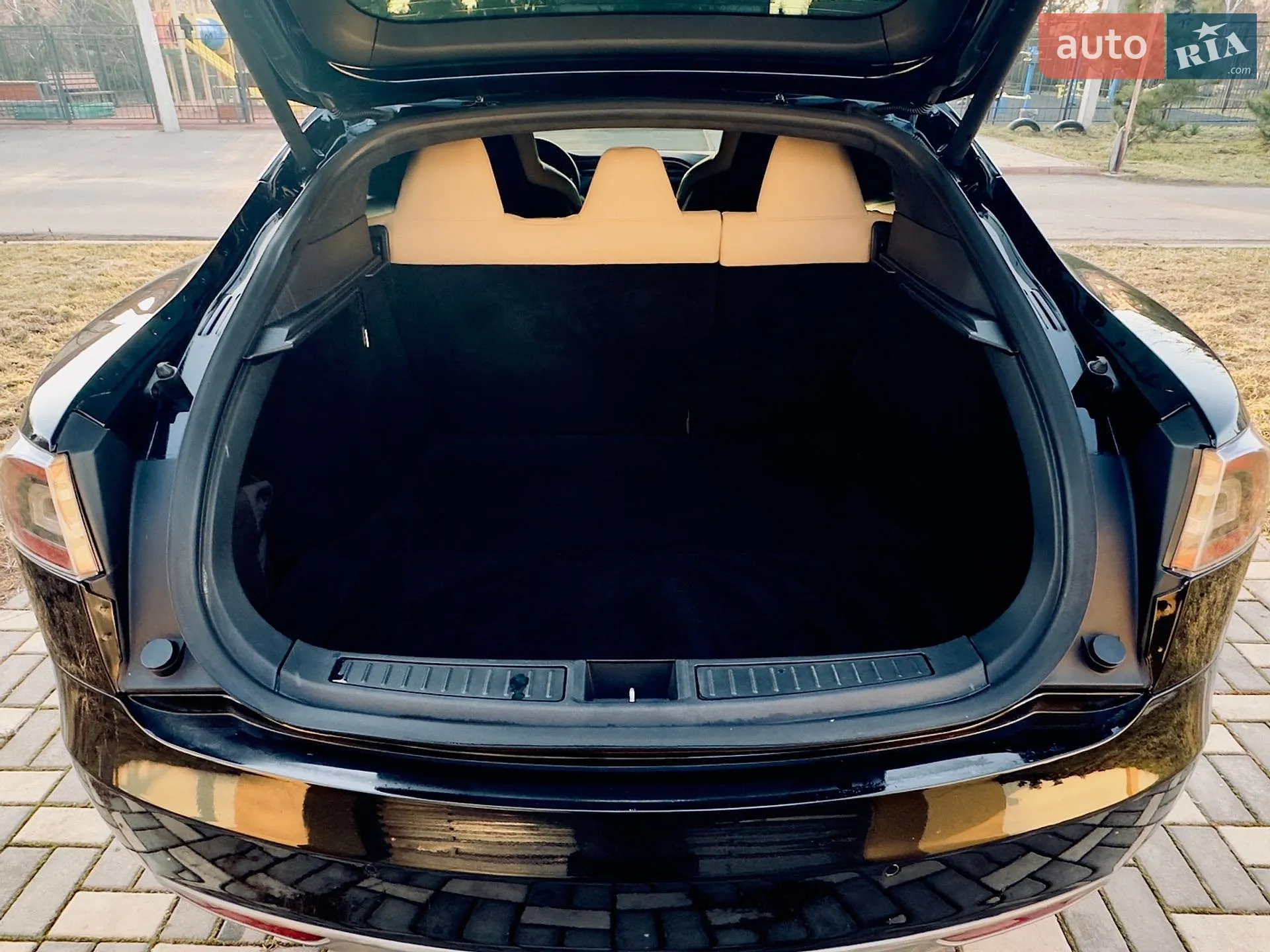 2014 Tesla Model S - мініатюра 22