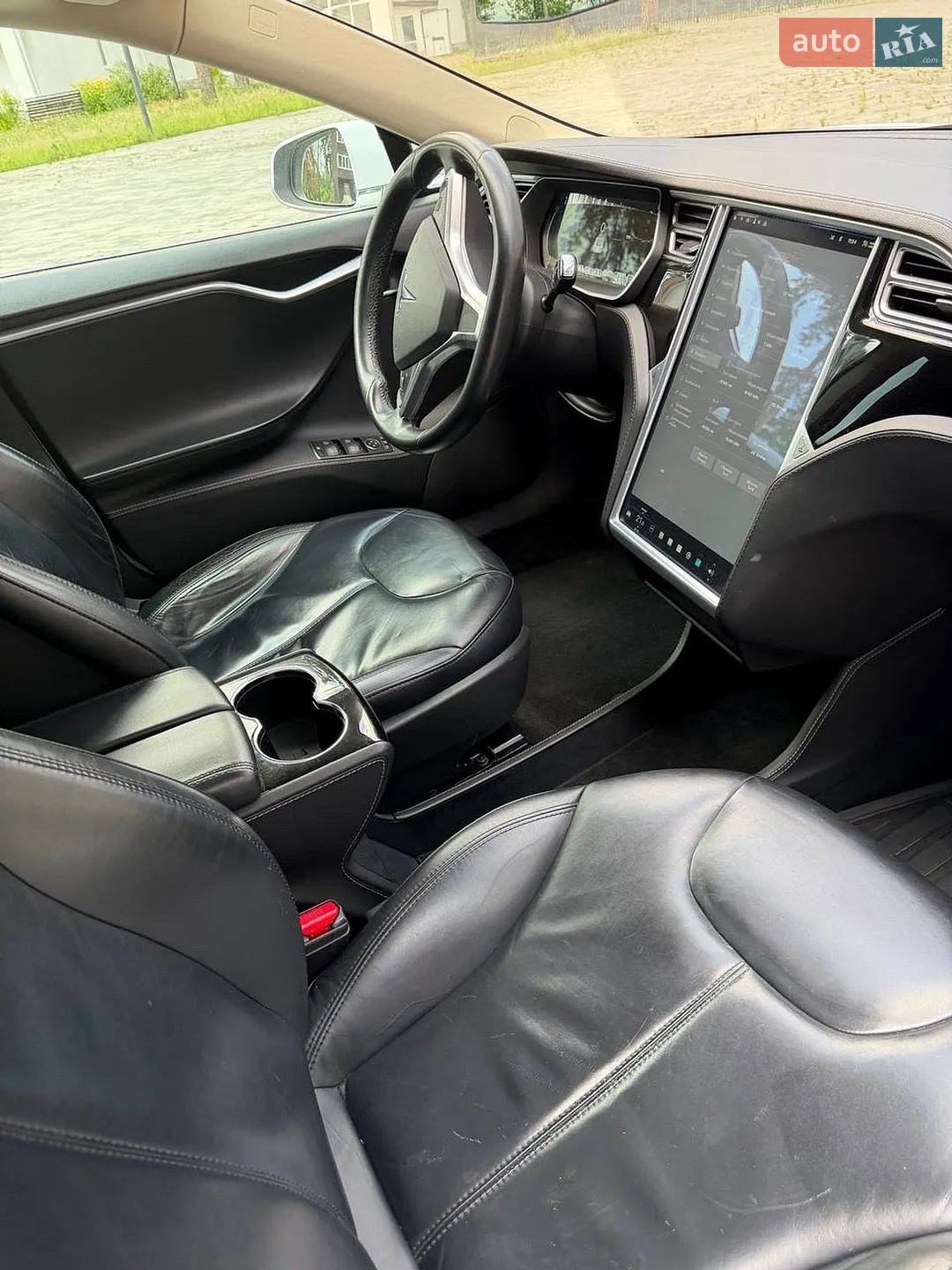 2014 Tesla Model S - мініатюра 21