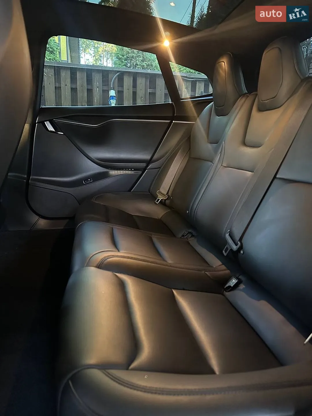 2019 Tesla Model S - мініатюра 17