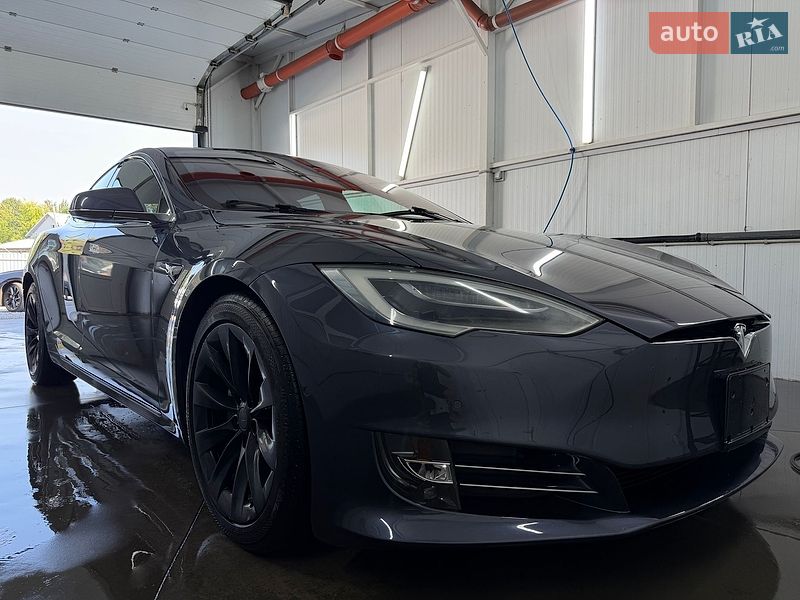 Ліфтбек Tesla Model S 2018 в Дрогобичі фото 5 Ліфтбек Tesla Model S 2018 в Дрогобичі