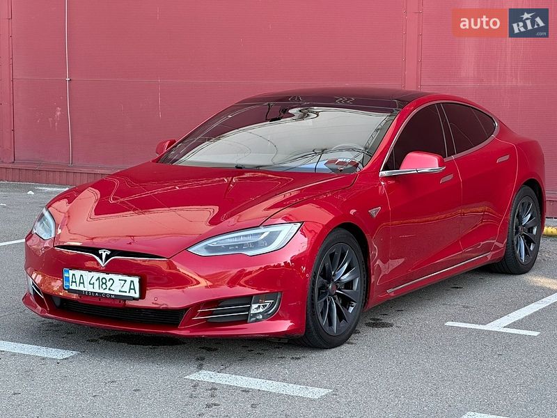 Tesla Model S 2016