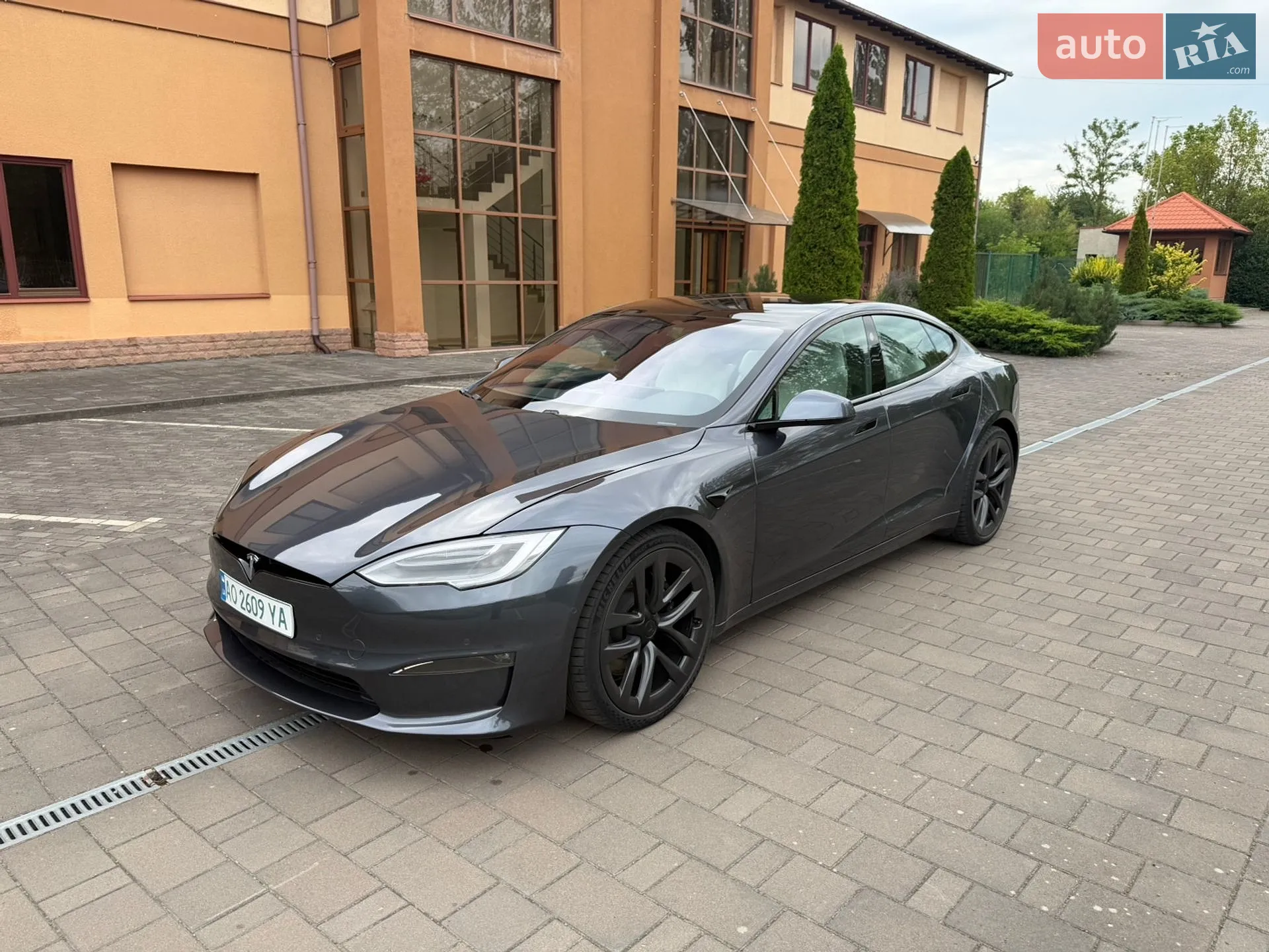 2021 Tesla Model S - фото 1